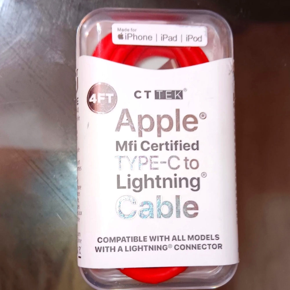 4 ft Apple type-c to lightening cable